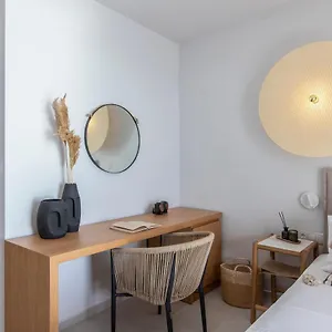 https://noema-premium-stay.hotelschalkidiki.net